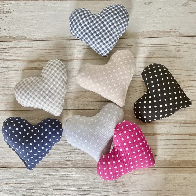 Maskotka DOTTY - serduszko1.webp