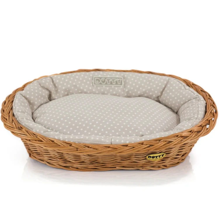Legowisko  koszyk wiklinowy  beżowy w białe groszki1.webp