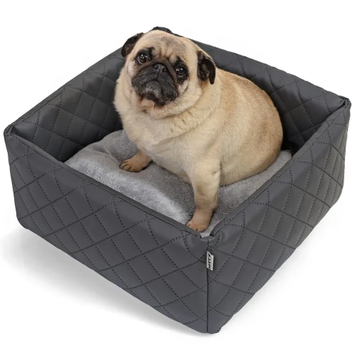 Poduszka do fotelika samochodowego obszytą kocykiem