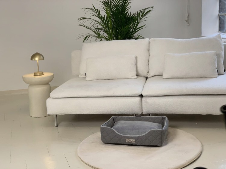 Legowisko dla psa DOTTY prostokątne posłanie - pikowane szare
