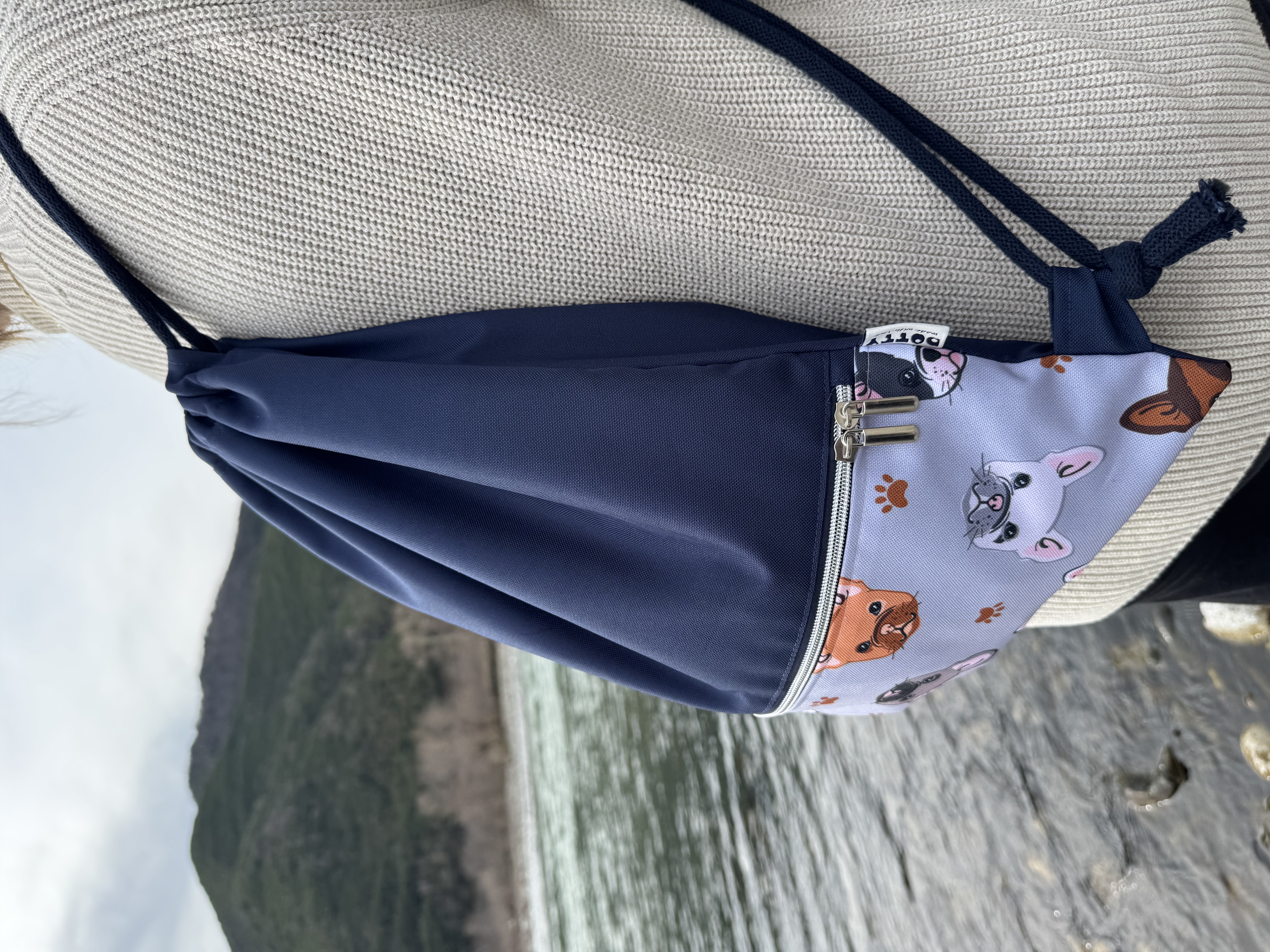 Workoplecak - buldogi